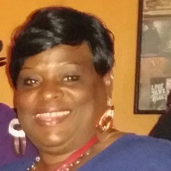 Meet your Posher, Shirley - Picture 1 of 1